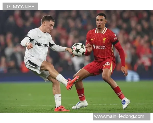 法尔克透露拜仁关注诺丁汉森林中卫穆里略但转会费用昂贵