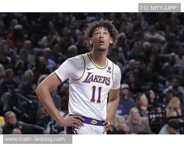 海斯戴维斯谈NBA与欧洲篮球差异强调聪明打球的重要性 海斯戴维斯谈NBA与欧洲篮球差异强调聪明打球的重要性