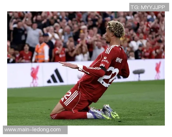 英超9月最佳阵容揭晓哈兰德与埃基蒂克携手加布里埃尔入选