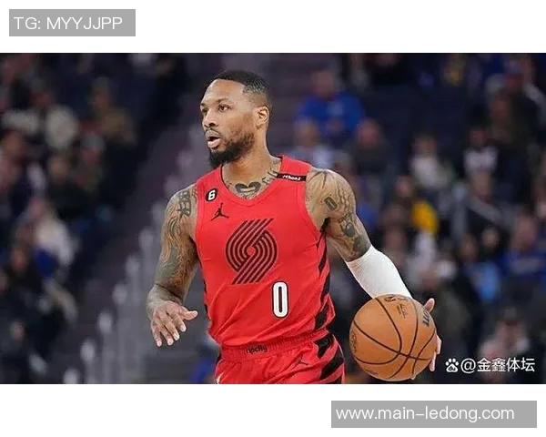 利拉德的领导力在球队当前困境中显得尤为关键与重要 利拉德的领导力在球队当前困境中显得尤为关键与重要