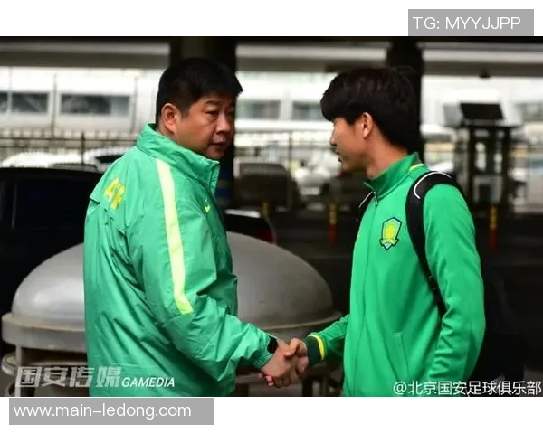 国安全队经过四小时车程顺利抵达中国香港驻地展开工作