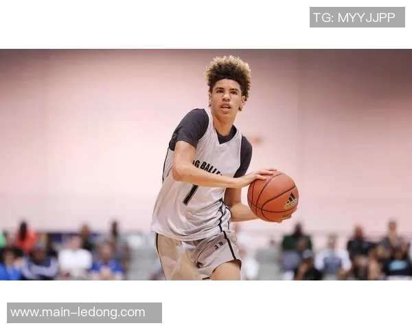 拉梅洛鲍尔生涯得分突破5000同届华子本赛季有望超越一万大关