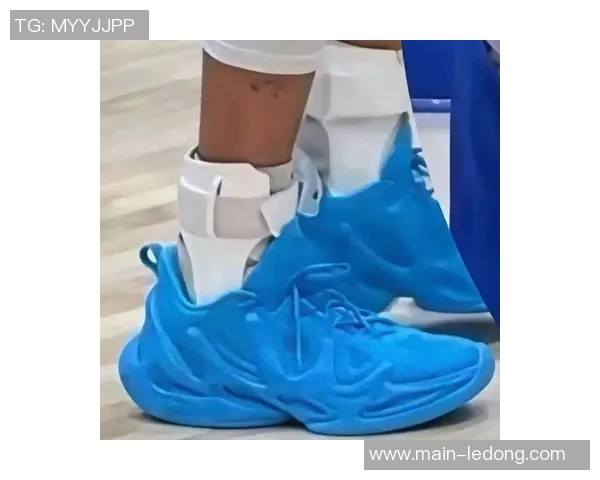 库里首次穿上李宁韦德之道1魔鬼鱼入场引发热议